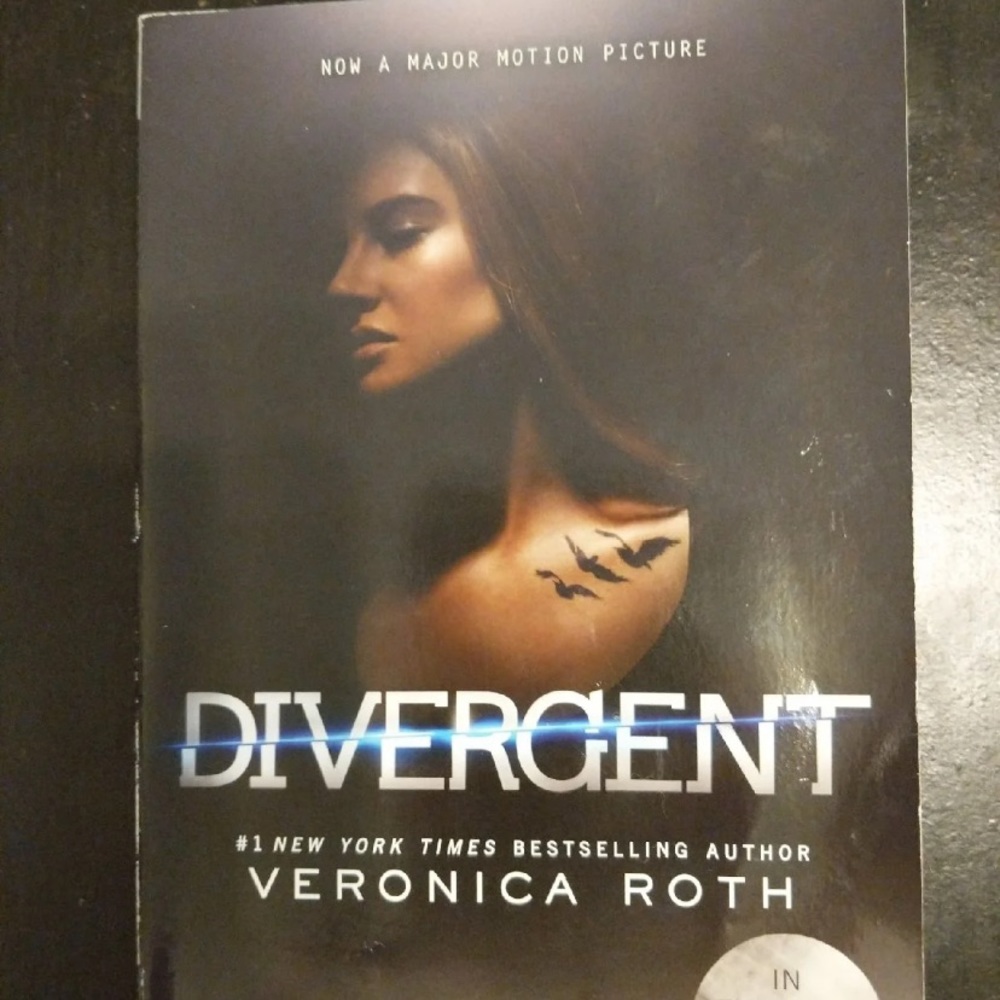 Science Fiction Book - Picture 2 of 2